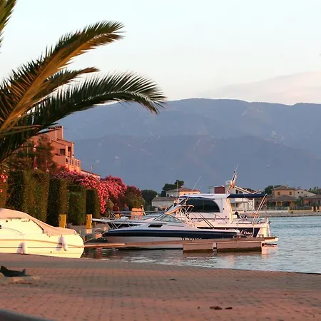 Apart-hotel La Lagune En L'ile